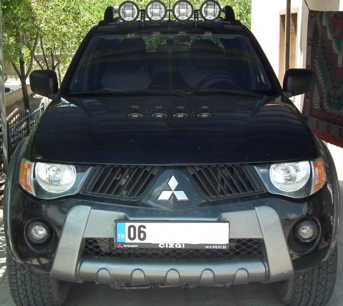 L200.jpg