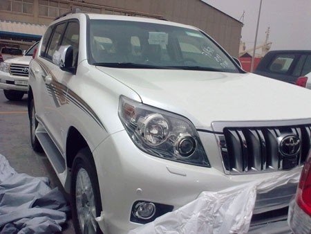 land-cruiser-prado-2010-spy-img_1.jpg