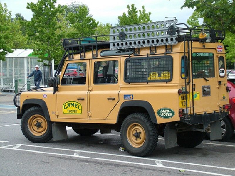 land rover defender.jpg