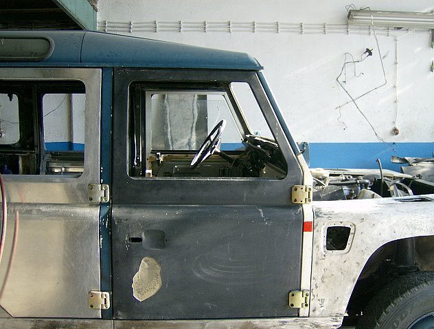 LAND ROVERercan 029.jpg