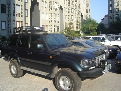 landcruiser.jpg