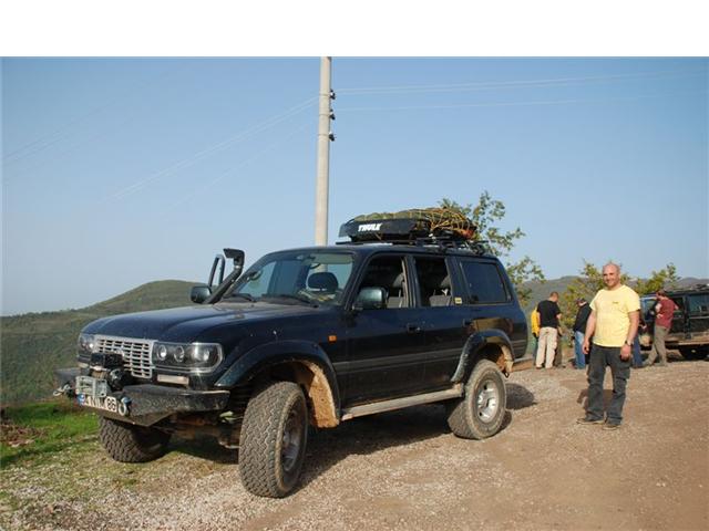 landcruiser2.jpg