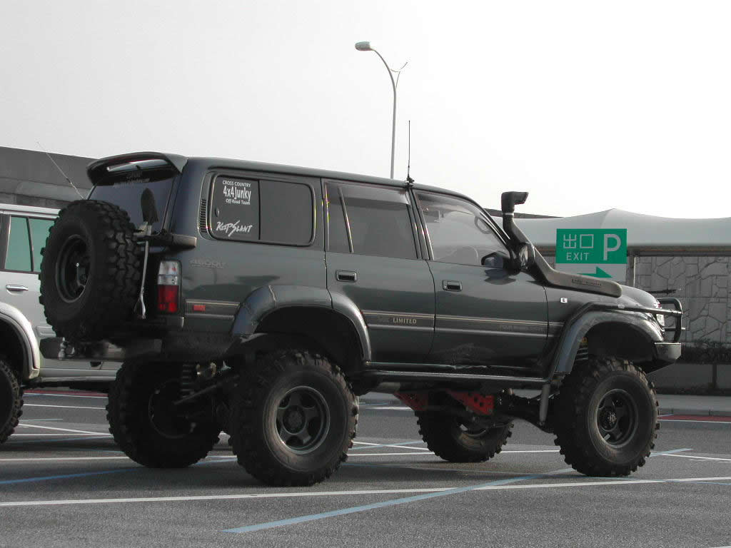 LandCruiservx80(825).jpg