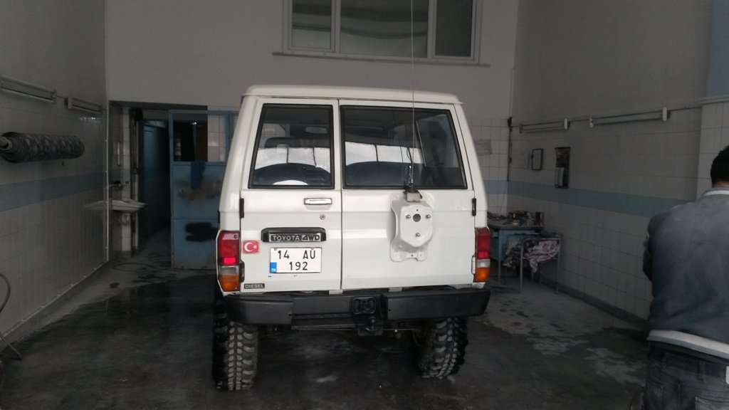 lc70-17.jpg