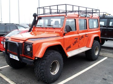 LR D 110 60-years-anniversary-345.jpg