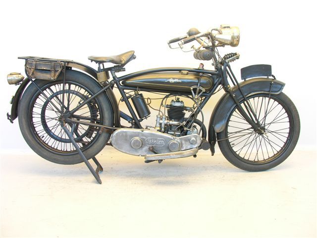 M 0013 A&C - 1920 - AIGLION 2HP 1CYL. 250CC.jpg