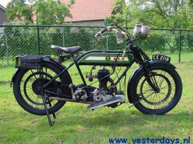 M 0017 A&C - 1915 - B.S.A.  H  1.CYL.557CC.jpg