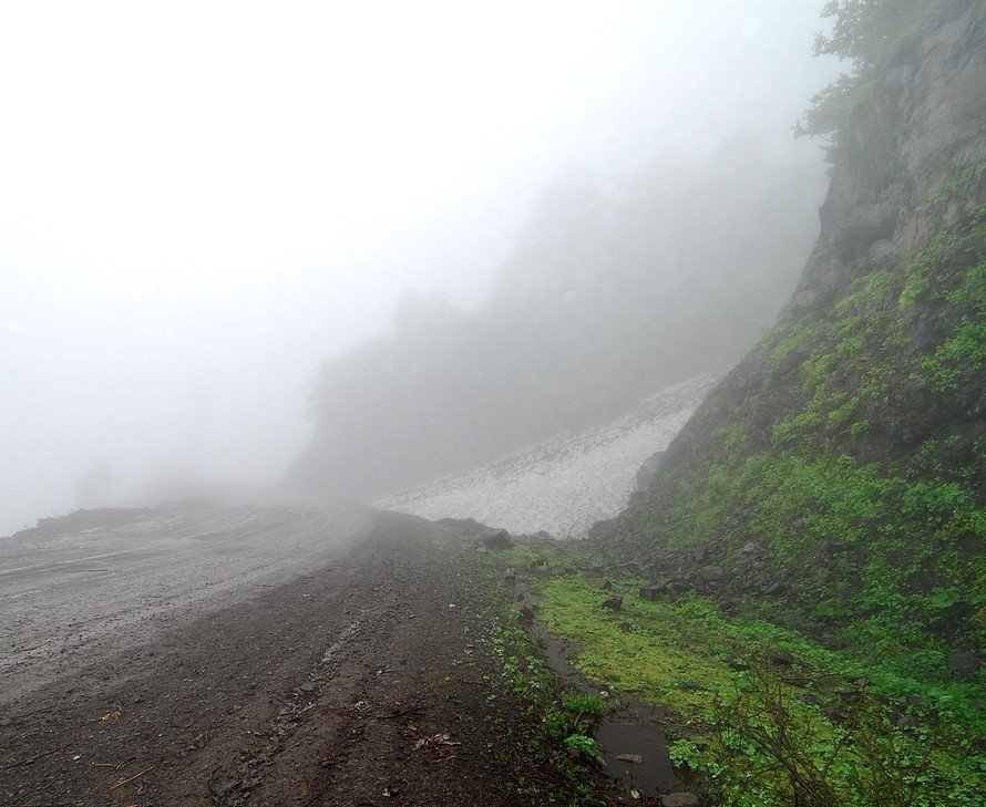 Macahel yolu-sis.jpg