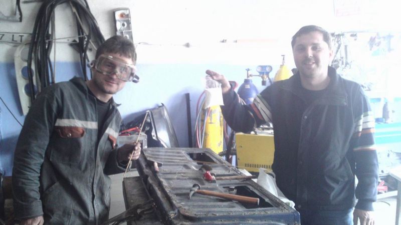 Mart 2011-Volkan-Murat usta arka bagaj montaj.jpg