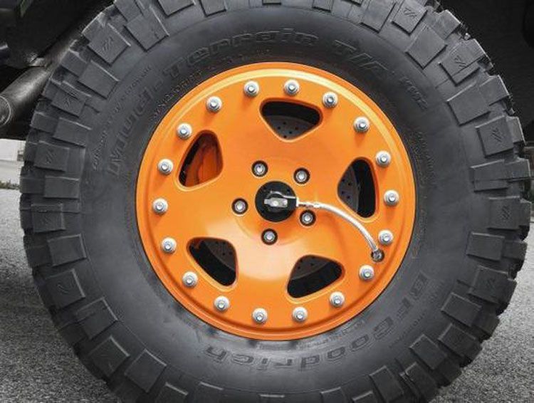 mercedes-benz-g-wagon-lapv-wheel.jpg