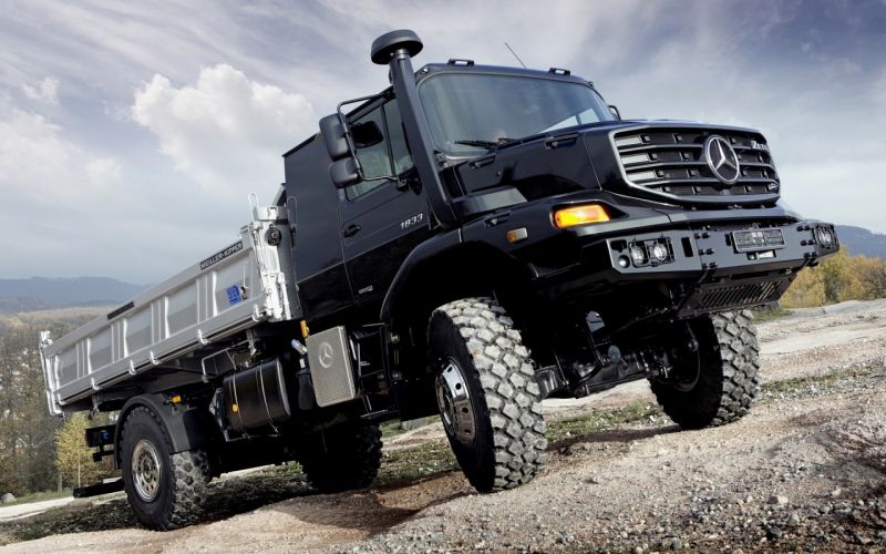 Mercedes-Benz_Zetros_zastavki_com_21589_14.jpg