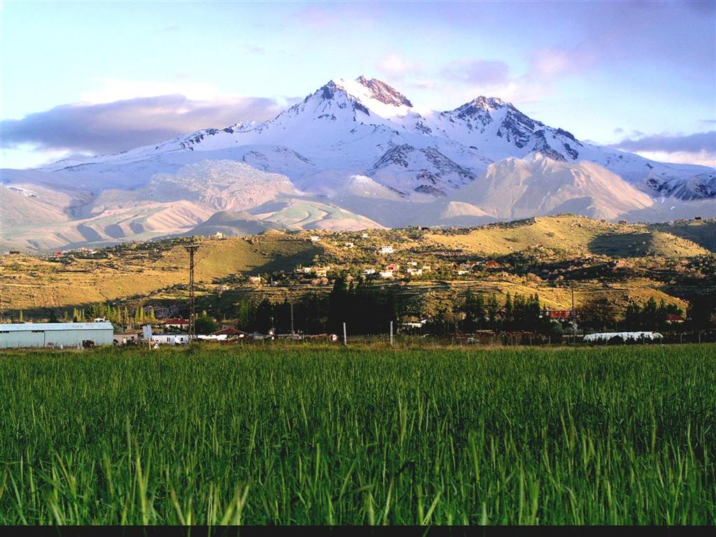 mezarlÃƒÂƒÃ‚Â„ÃƒÂ‚Ã‚Â±k 4. kapÃƒÂƒÃ‚Â„ÃƒÂ‚Ã‚Â±dan Erciyes.jpg