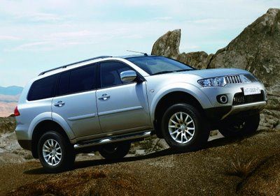 Mitsubishi-Pajero-Sport-3.jpg
