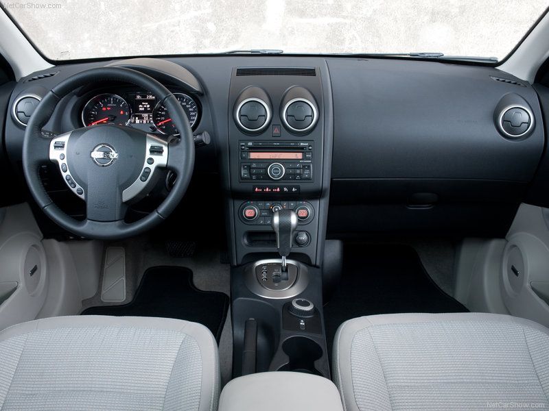 Nissan-Qashqai+2_2010_800x600_wallpaper_0d.jpg