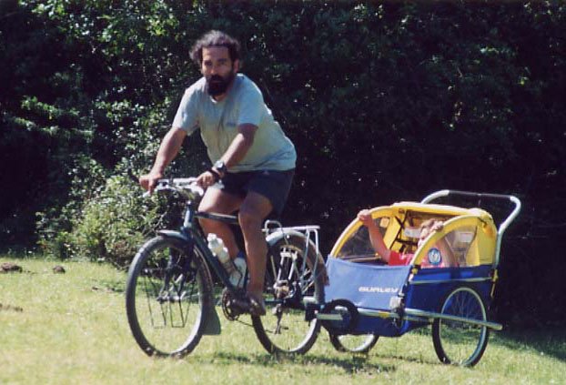 ozdal_bike_trailer.jpg