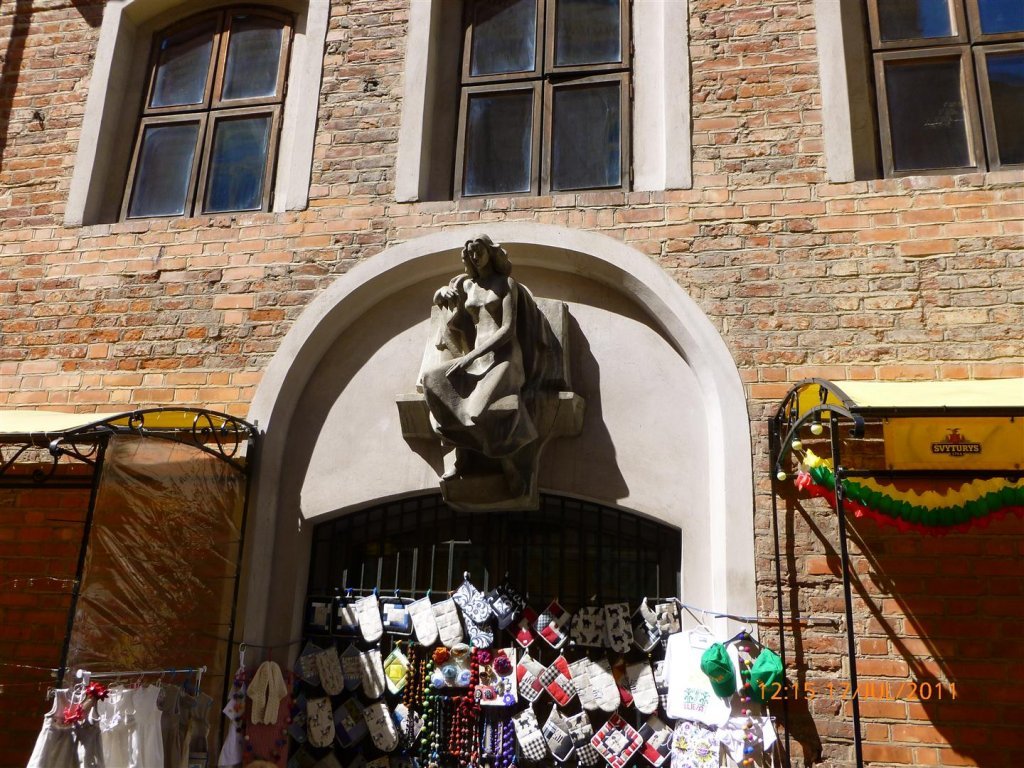 P1000468 (Large).jpg