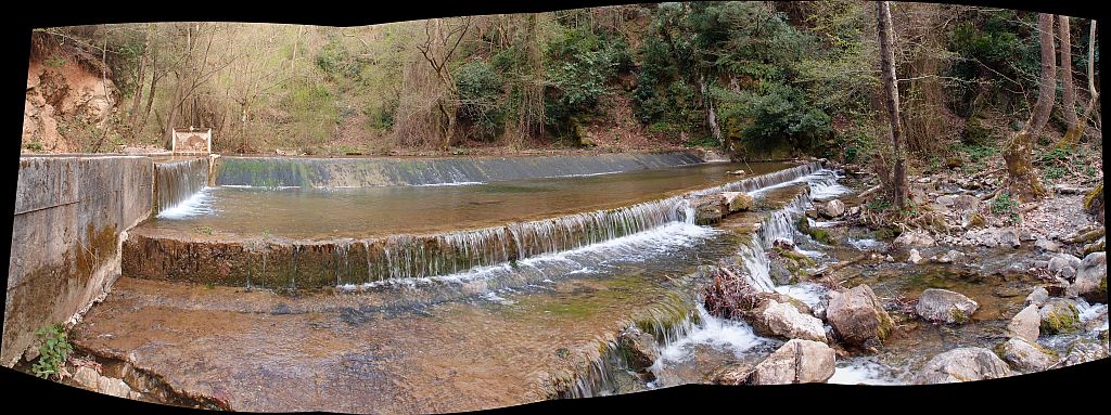 P4073521_stitch1.jpg