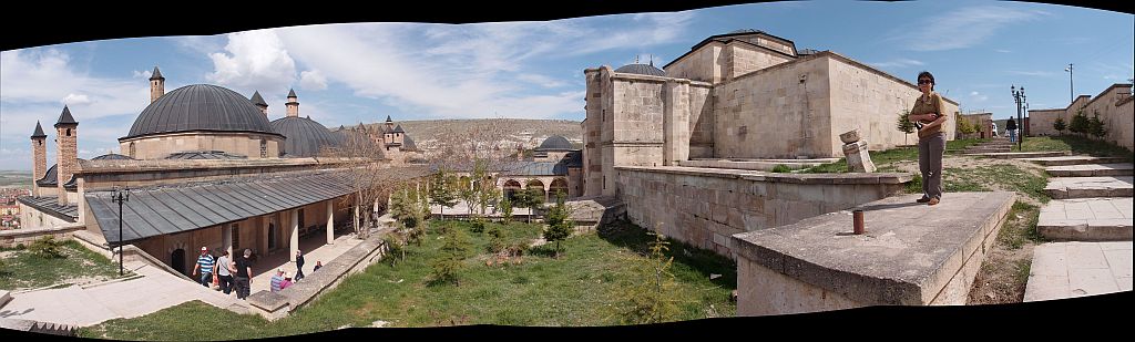 P4295376_stitch.jpg