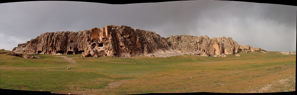P4305868_stitch.jpg