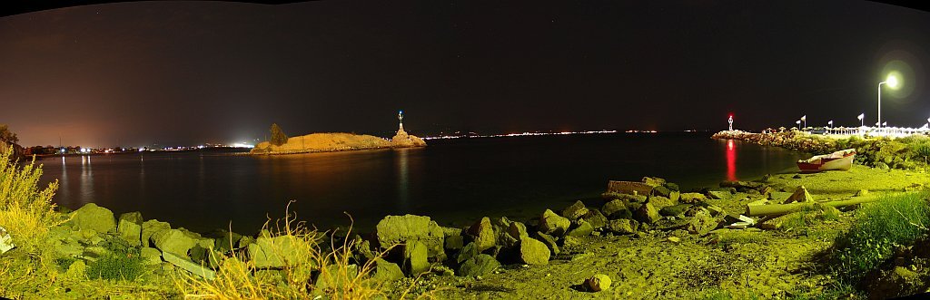 P9016890_stitch.jpg