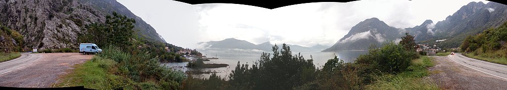PA169087_stitch.jpg