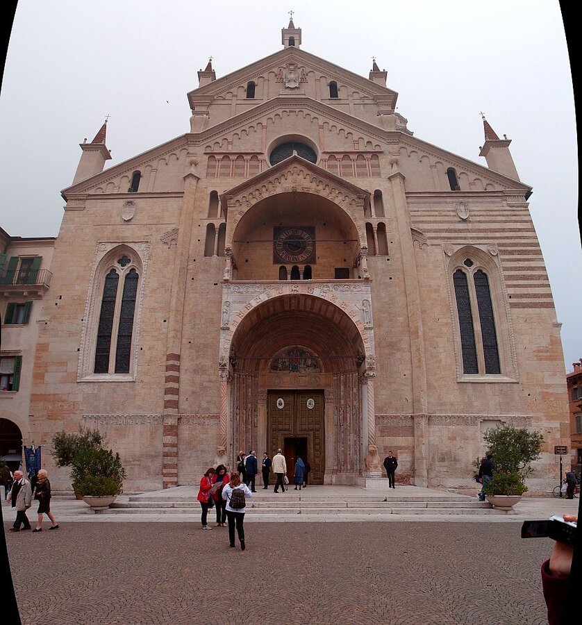 PA200148_stitch.jpg