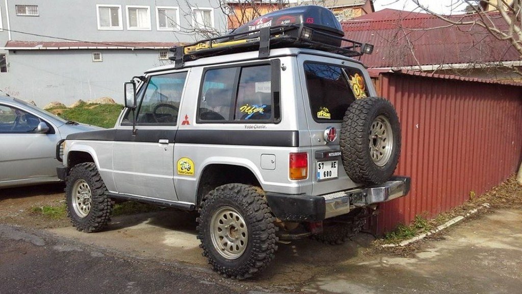 Pajero3_n.jpg