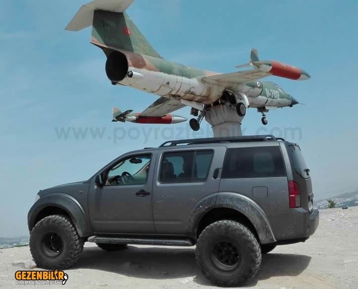 pathfinder-off-road-07.jpg