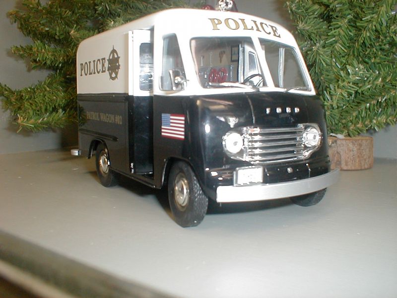 Police_van.jpg