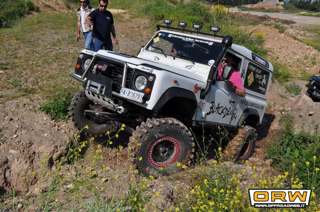 Raduno Off Road Leoni dei Nebrodi 4x4 - 15 maggio 2011 (97).jpg