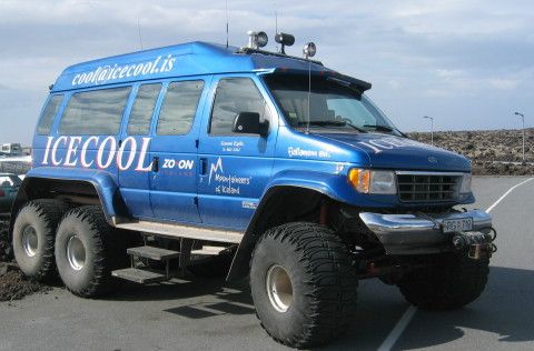 RV 00014 Ford blue-lagoon-6x6.jpg