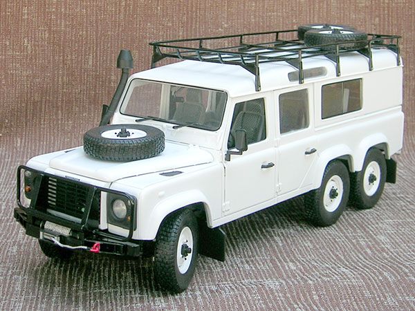 RV 00024 LAND-ROVER DEFENDER 150 6x6 TRAVELLER - SS-20 (base 2xUH).jpg