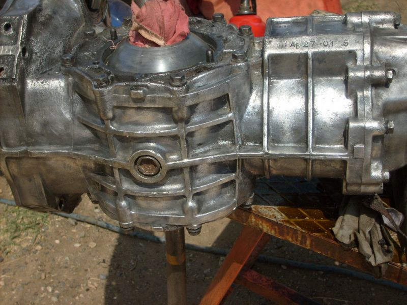 S6302319.jpg