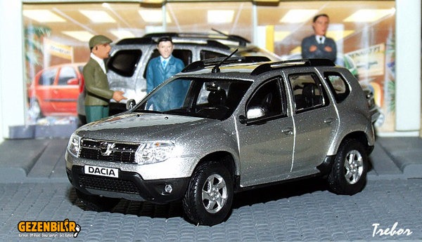S7-Miniature-1-43eme-DACIA-Duster-190812.jpg