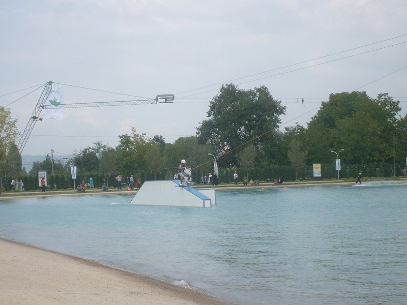 S7300011.jpg