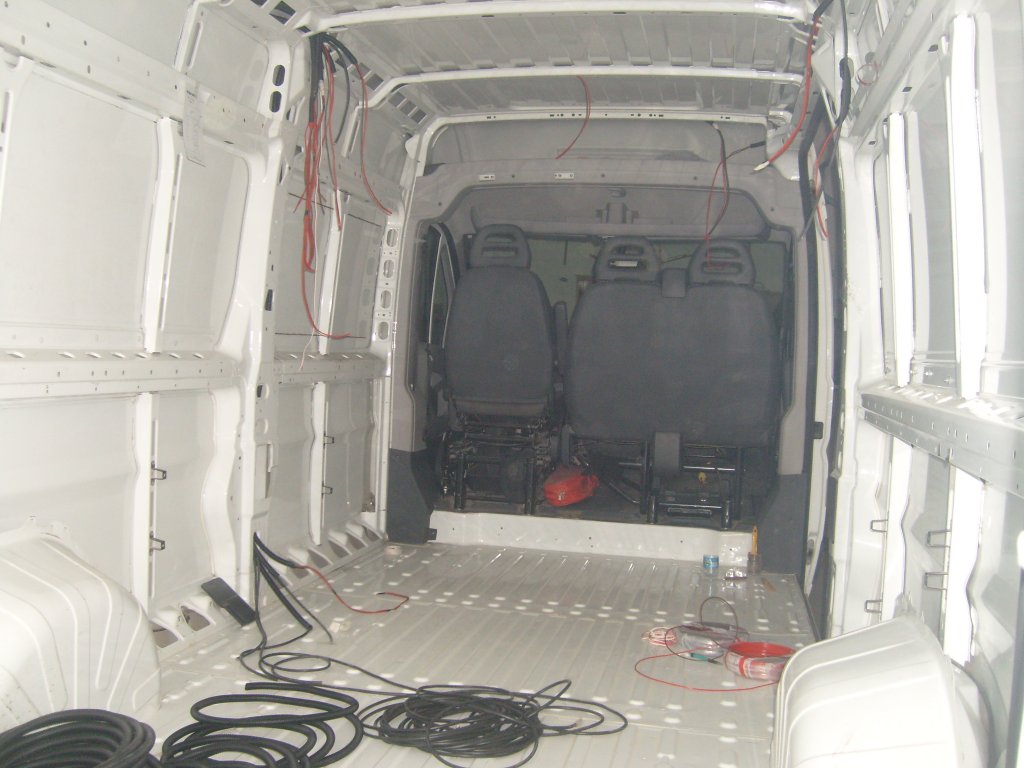 S7300017.JPG