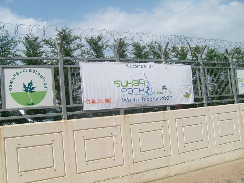 S7300085.jpg