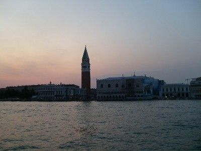 S7304157 (400x300).jpg