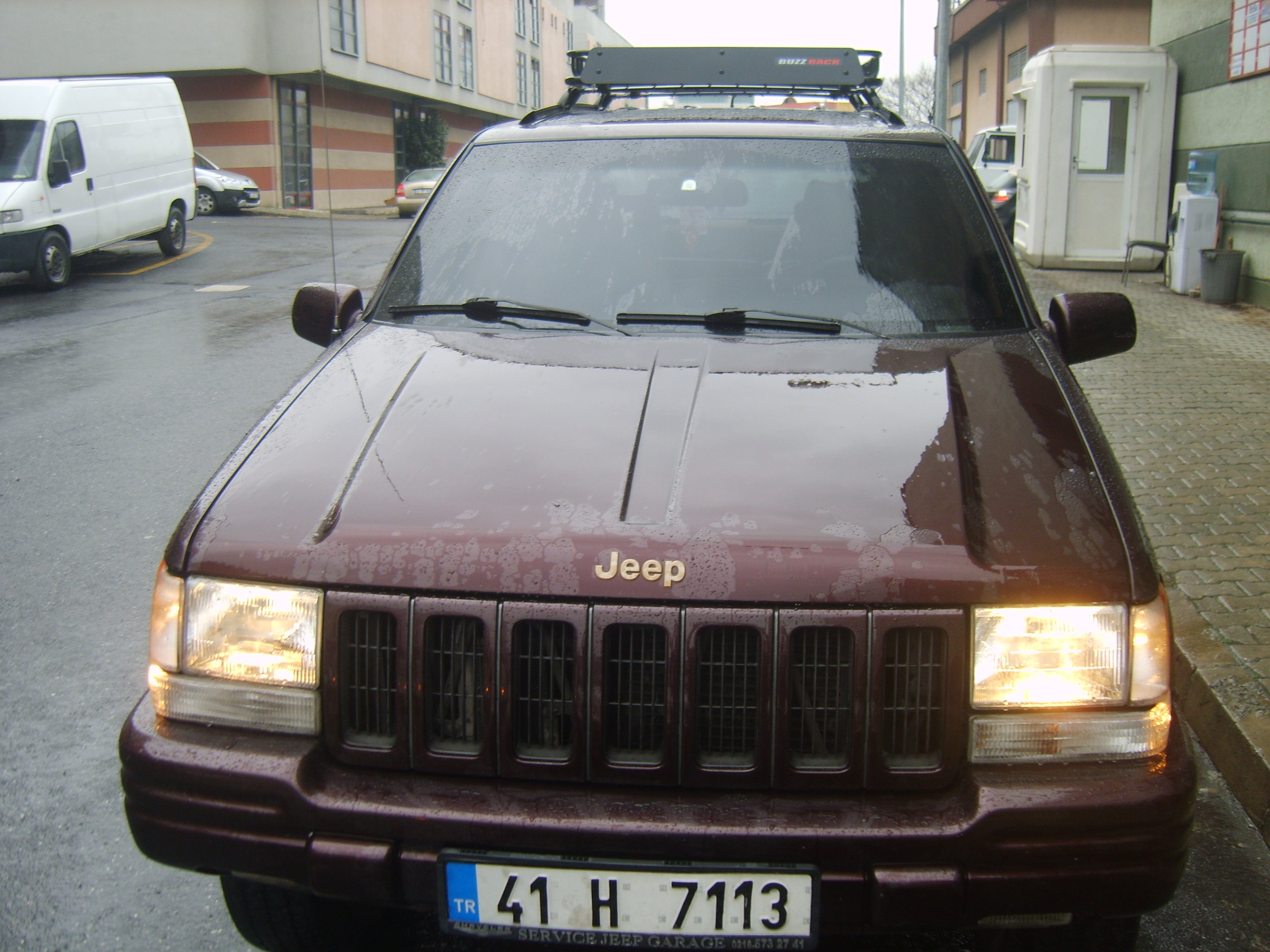 S8305321.jpg