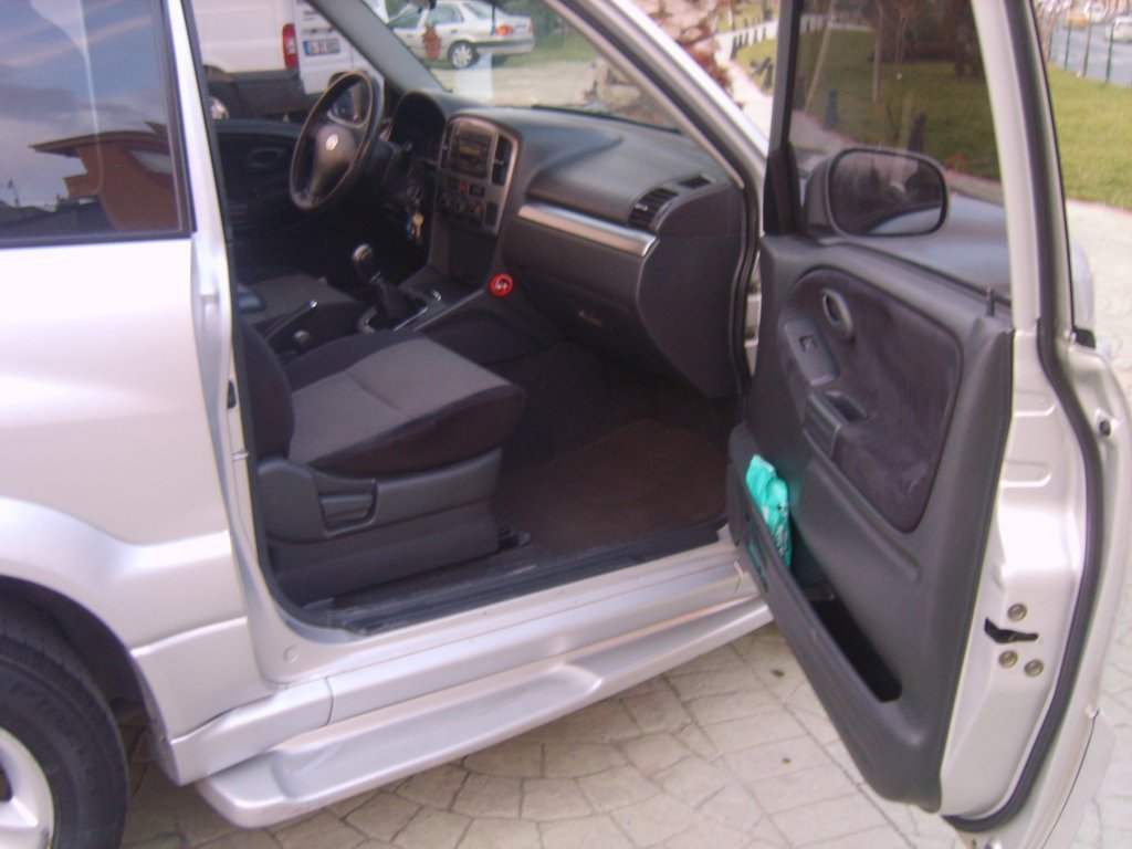 S8306110 (2).jpg
