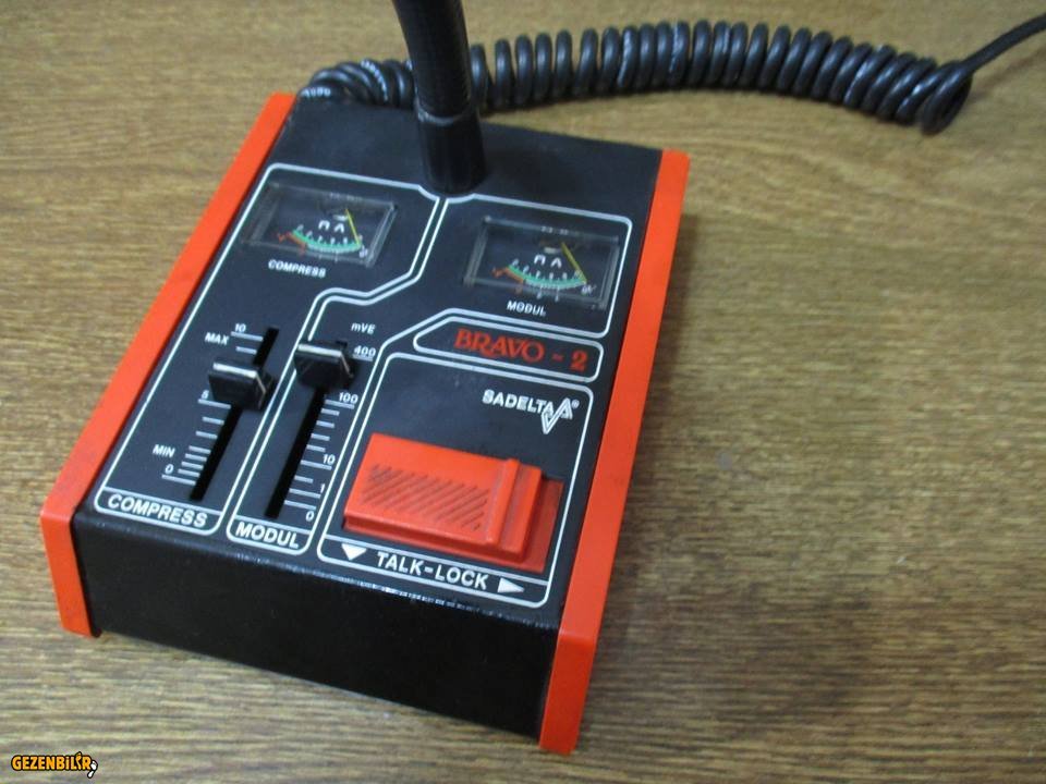 sadelta masa mikrofon telsiz.jpg