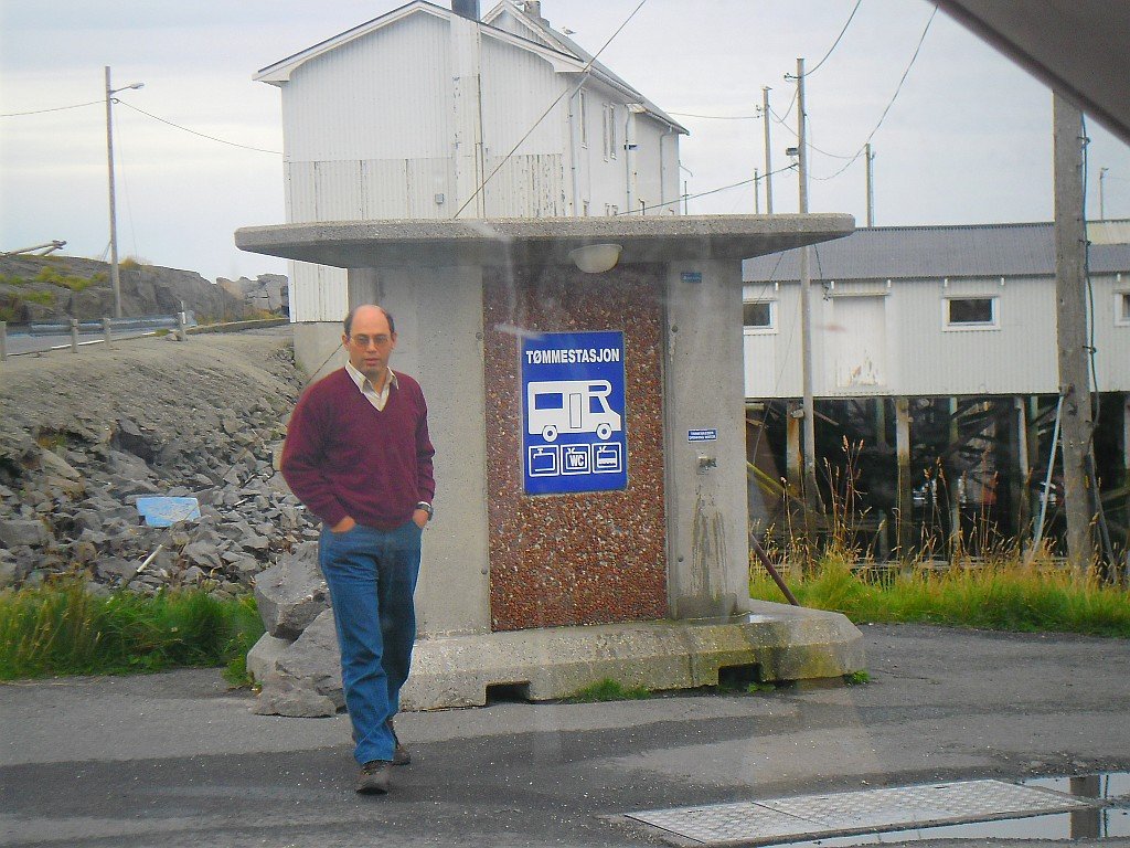 SAM_1964.jpg