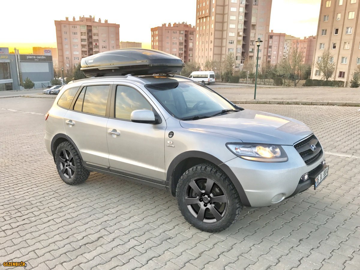 SANTA FE black dodik.jpg