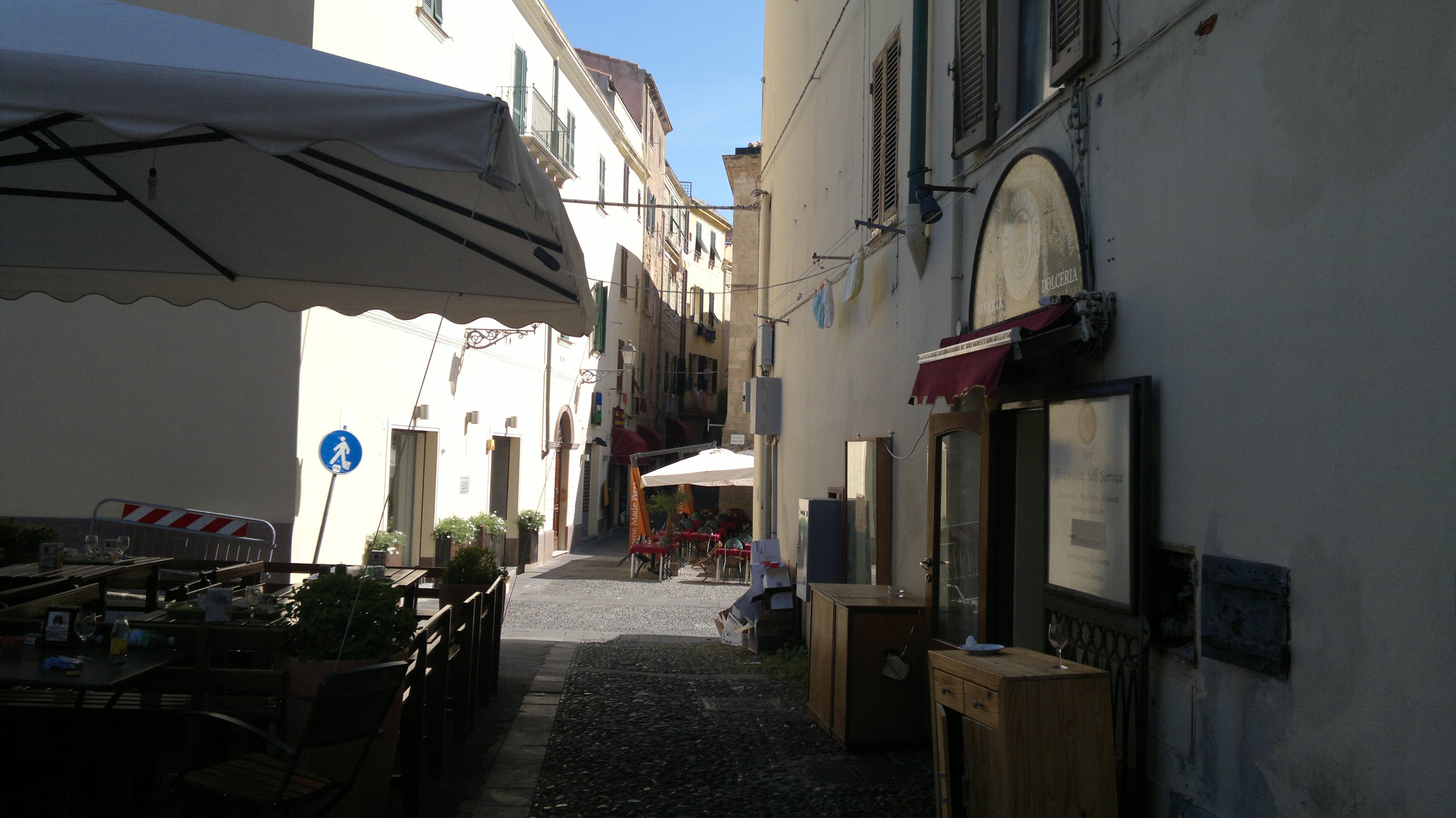 Sardinya-Florenz-Belinzona (398).jpg