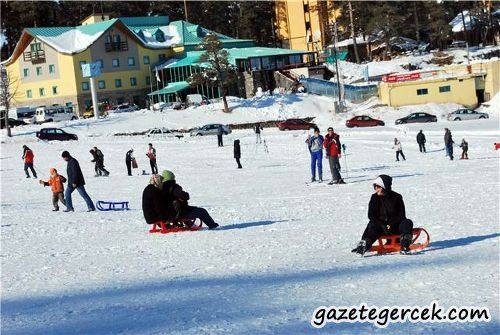 sarikamista-kayak-keyfi-basladi-2.jpg