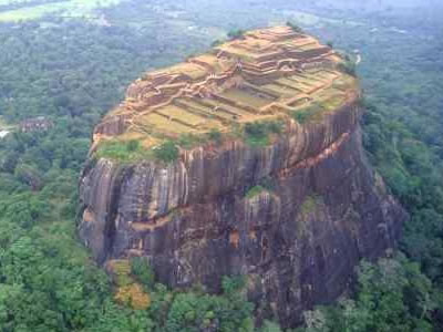 sigiriya saray.jpg