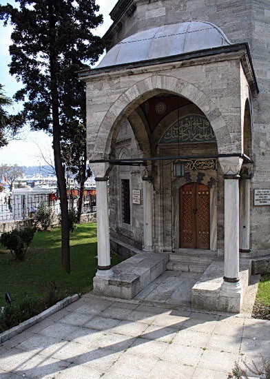 SINANASAYGI-1.jpg