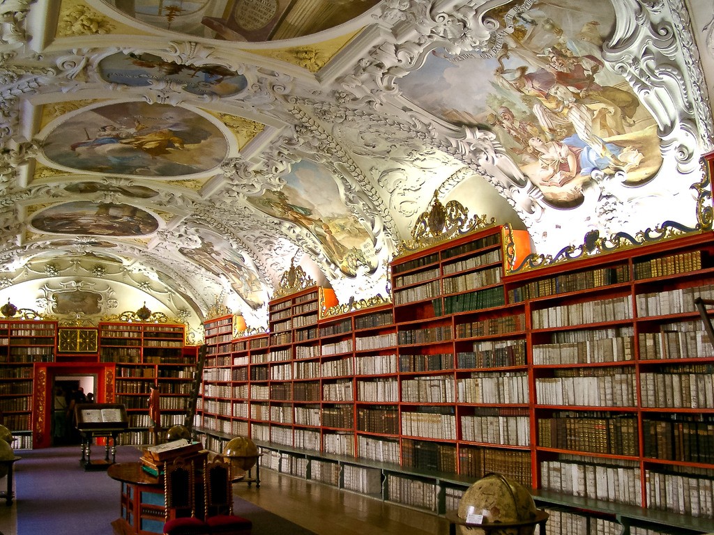 Strahov_Monastery_Library_Prag-1.jpg