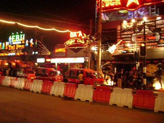 tayland 2008 sony 462.jpg
