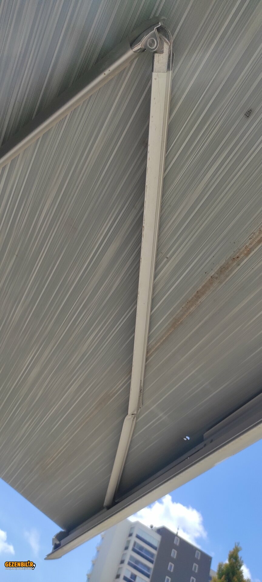 tente.jpg